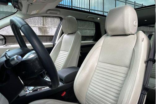 2020 Land Rover Discovery Sport SE