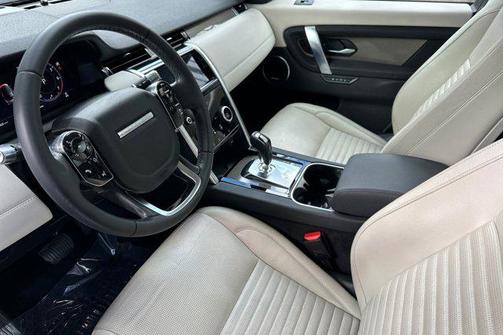 2020 Land Rover Discovery Sport SE
