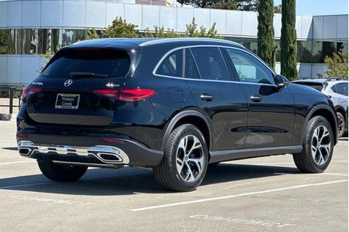 2026 Mercedes-Benz GLC 350e Base