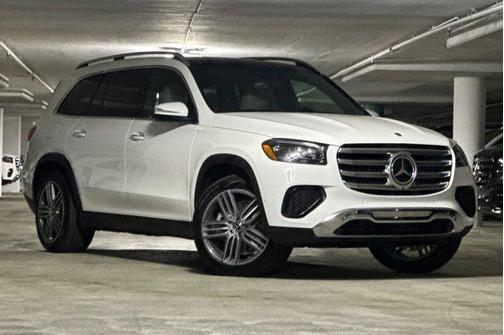 2025 Mercedes-Benz GLS 450 4MATIC