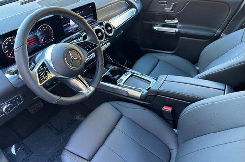 2026 Mercedes-Benz GLB 250 Base
