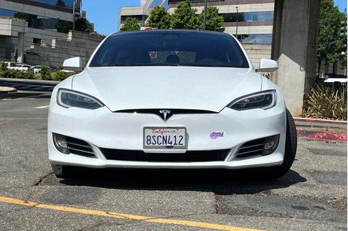 2018 Tesla Model S 75D
