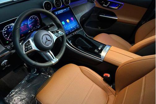 2026 Mercedes-Benz GLC 300 4MATIC