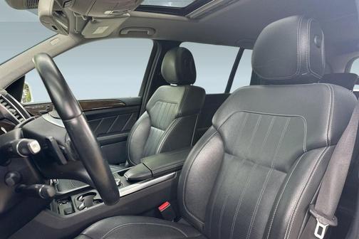 Polar White 2015 Mercedes-Benz GL-Class 4MATIC