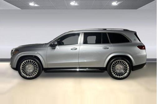 Cirrus Silver Metallic 2026 Mercedes-Benz Maybach GLS 600 4MATIC