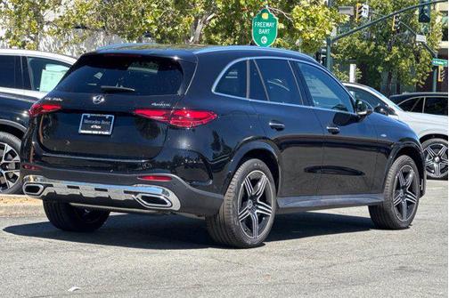 2025 Mercedes-Benz GLC 350e Base