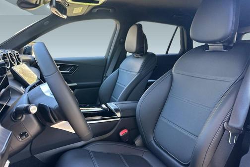Black 2026 Mercedes-Benz GLC 350e Base