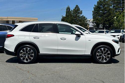 2025 Mercedes-Benz GLC 350e Base