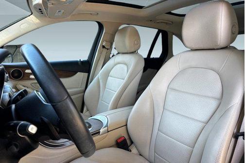 2020 Mercedes-Benz GLC 300 4MATIC