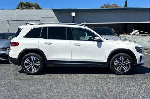 2026 Mercedes-Benz GLB 250 Base