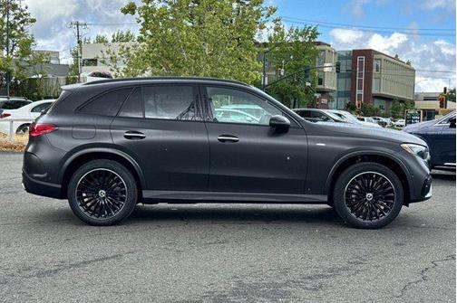 2025 Mercedes-Benz GLC 350e Base