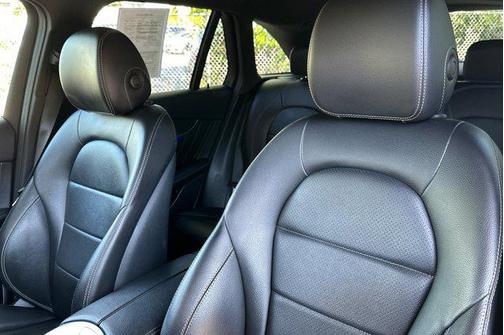 2022 Mercedes-Benz GLC 300 4MATIC