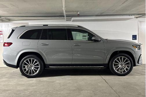 2025 Mercedes-Benz GLS 450 4MATIC