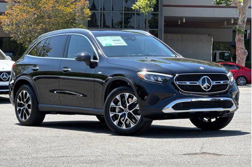 2025 Mercedes-Benz GLC 350e Base