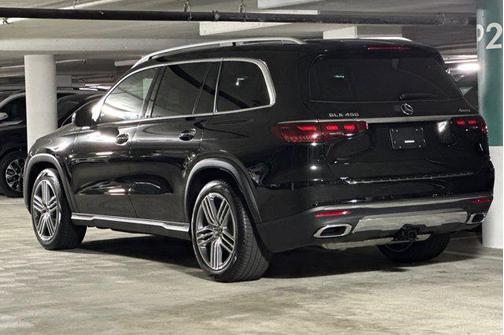 2025 Mercedes-Benz GLS 450 4MATIC