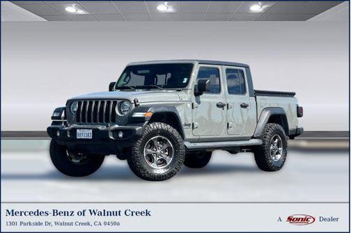 Sting-Gray Clearcoat 2020 Jeep Gladiator Sport S