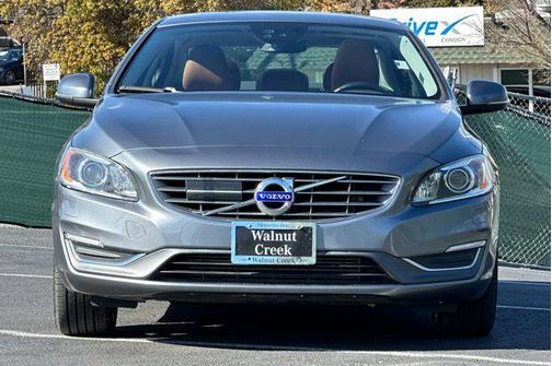 2017 Volvo S60 Inscription T5 Platinum