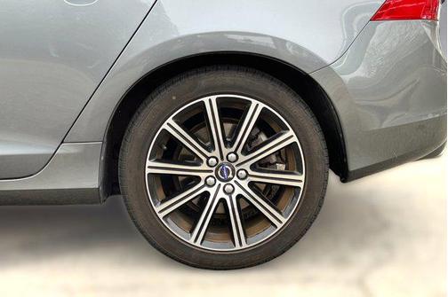 2017 Volvo S60 Inscription T5 Platinum