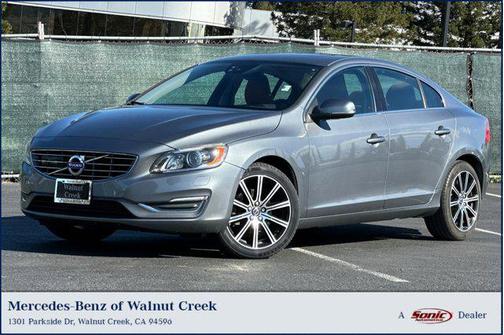 2017 Volvo S60 Inscription T5 Platinum