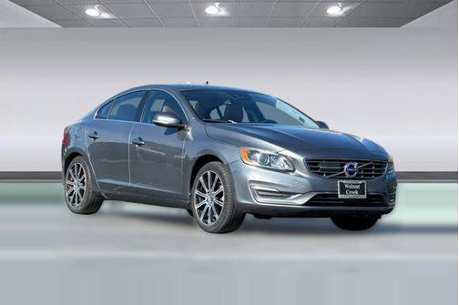 2017 Volvo S60 Inscription T5 Platinum
