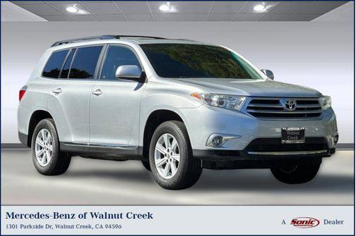 2012 Toyota Highlander SE