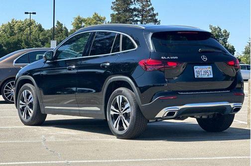 2025 Mercedes-Benz GLA 250 Base