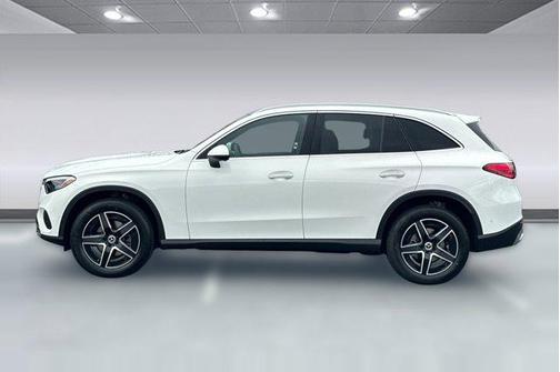 Polar White 2026 Mercedes-Benz GLC 300 4MATIC