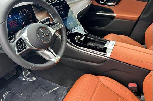 Polar White 2026 Mercedes-Benz GLC 300 4MATIC