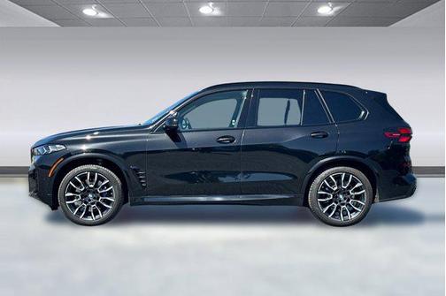 Black Sapphire Metallic 2024 BMW X5 M60i