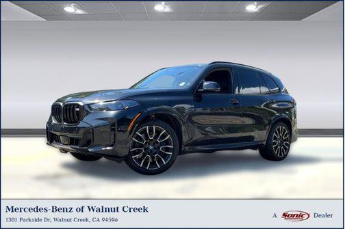 Black Sapphire Metallic 2024 BMW X5 M60i