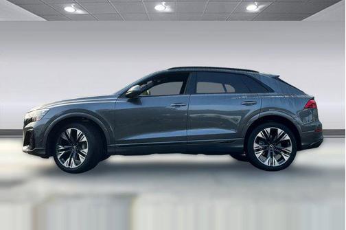 2025 Audi Q8 55 Premium Plus