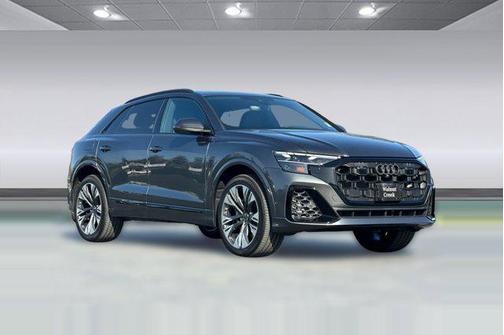 2025 Audi Q8 55 Premium Plus