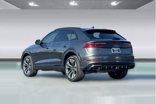 2025 Audi Q8 55 Premium Plus