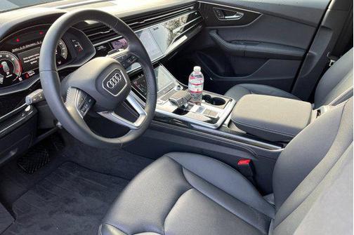2025 Audi Q8 55 Premium Plus