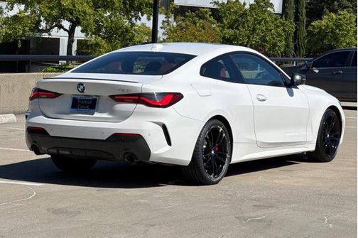 2024 BMW 430 i