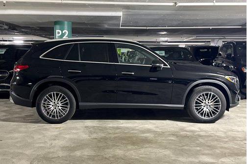 2026 Mercedes-Benz GLC 300 4MATIC