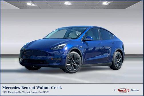 2023 Tesla Model Y Long Range Dual Motor All-Wheel Drive