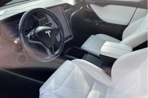 2018 Tesla Model S 75D