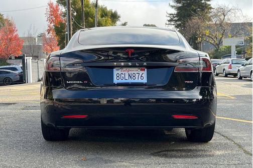 2018 Tesla Model S 75D