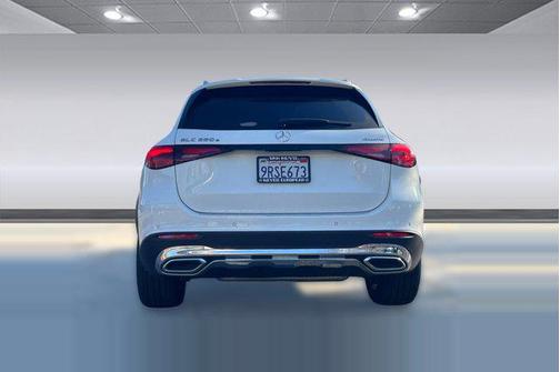 2025 Mercedes-Benz GLC 350e Base