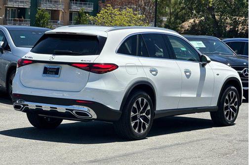 2025 Mercedes-Benz GLC 350e Base