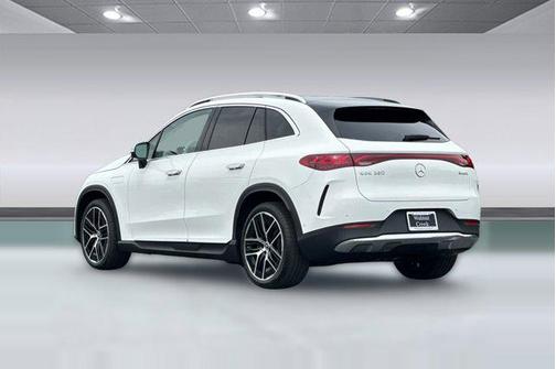 Polar White 2026 Mercedes-Benz EQE 320 320