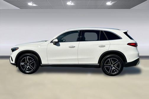 Polar White 2026 Mercedes-Benz GLC 300 4MATIC