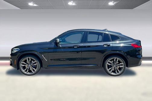 Black Sapphire Metallic 2020 BMW X4 M40i