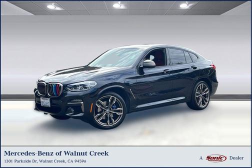 Black Sapphire Metallic 2020 BMW X4 M40i
