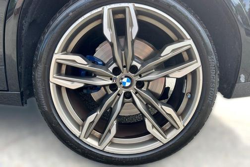 Black Sapphire Metallic 2020 BMW X4 M40i
