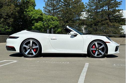 2021 Porsche 911 Carrera S