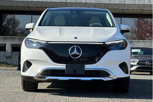 2026 Mercedes-Benz EQE 320 320