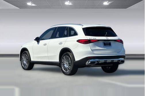 Polar White 2026 Mercedes-Benz GLC 300 4MATIC
