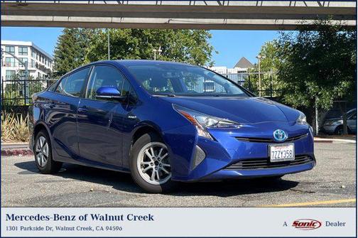 2016 Toyota Prius Four Touring